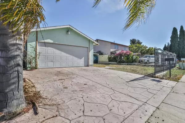 315 Sweetwood ST, San Diego, CA 92114