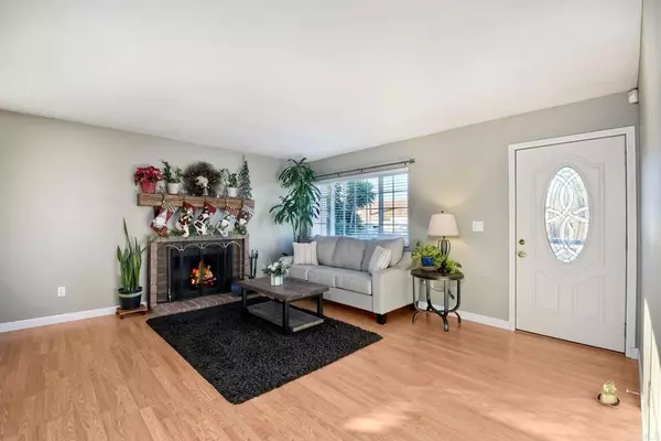 Santee, CA 92071,10779 Ramsgate DR