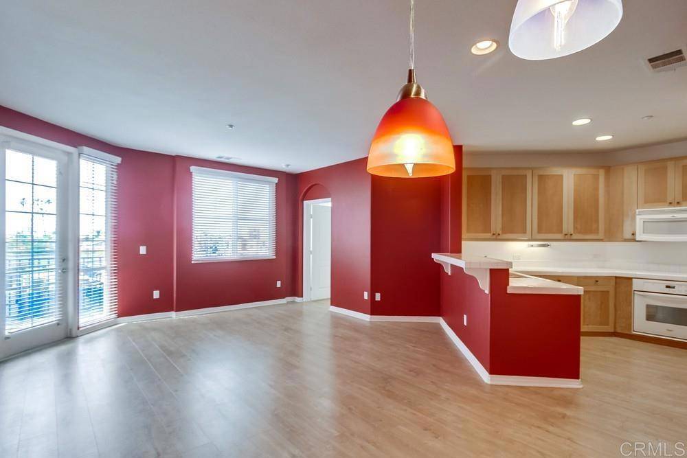 San Diego, CA 92104,3950 Ohio ST #325