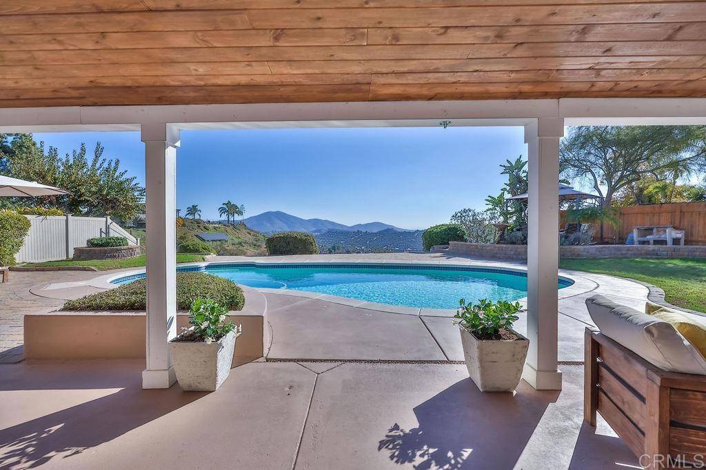 9835 Ogram Dr., La Mesa, CA 91941