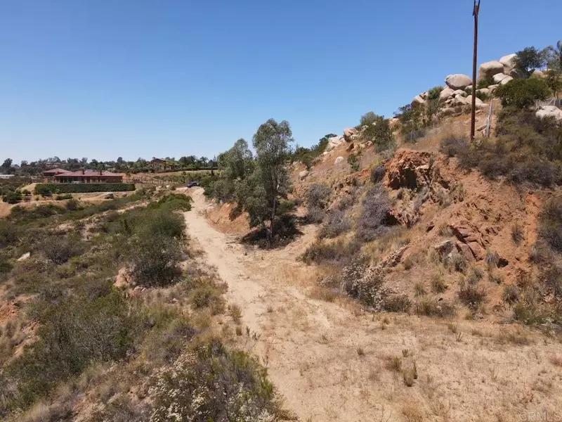 1 Mountain View Dr, El Cajon, CA 92021