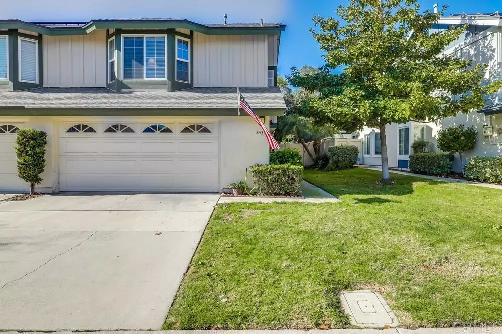 Paradise Hills, CA 92139,2438 MANZANA
