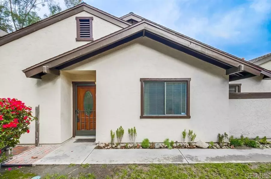 2104 Greencrest DR, El Cajon, CA 92019