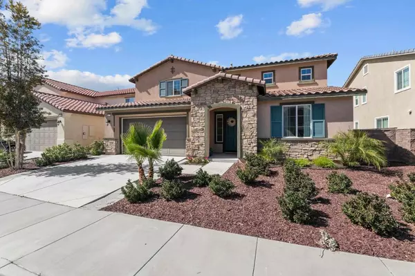 Lake Elsinore, CA 92530,29273 First Green