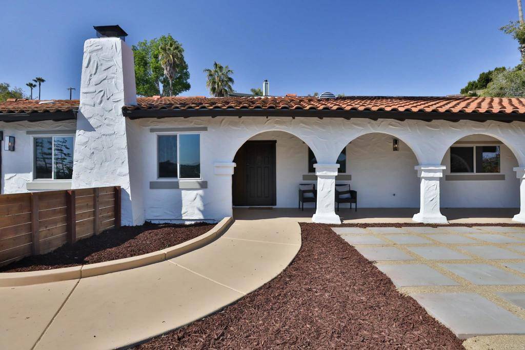 212 Woodland DR, Vista, CA 92083