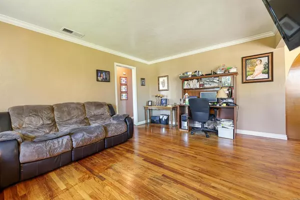 National City, CA 91950,24 N Clairmont AVE