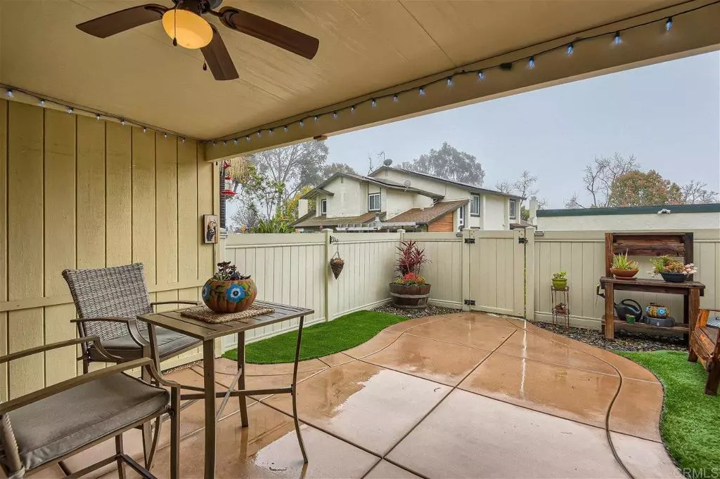 Encinitas, CA 92024,2045 Willowood Lane