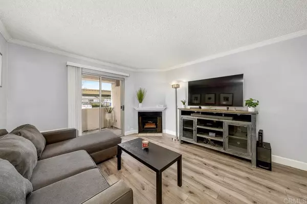 El Cajon, CA 92021,830 Broadway #14