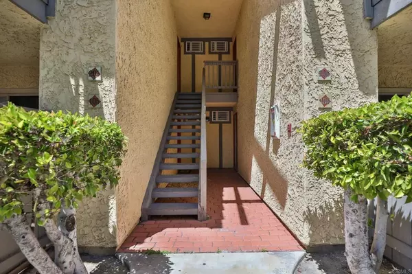 San Diego, CA 92139,3040 Alta View Dr #106