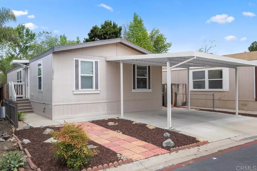 13314 Dana Vista St #106, Poway, CA 92064