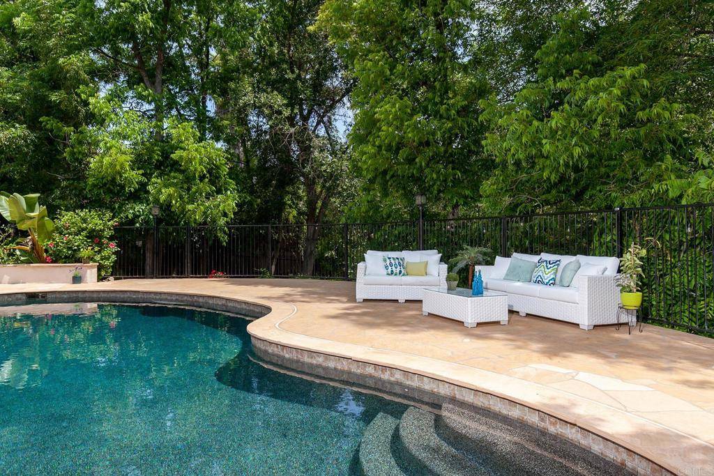 11440 MEADOW CREEK RD, El Cajon, CA 92020