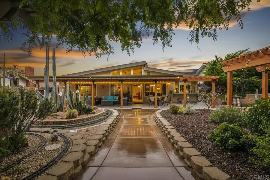 6837 Mewall DR, San Diego, CA 92119