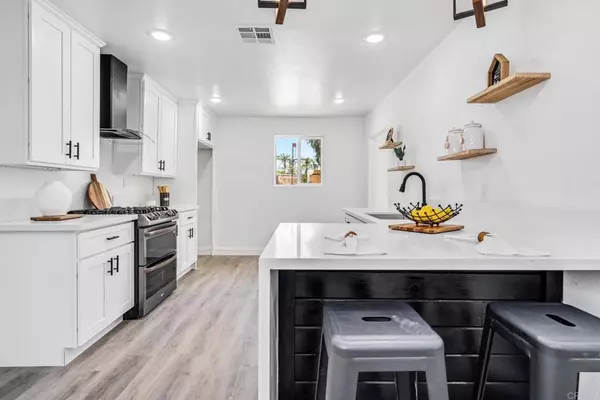 1949 VALLEY VIEW AVENUE, Norco, CA 92860