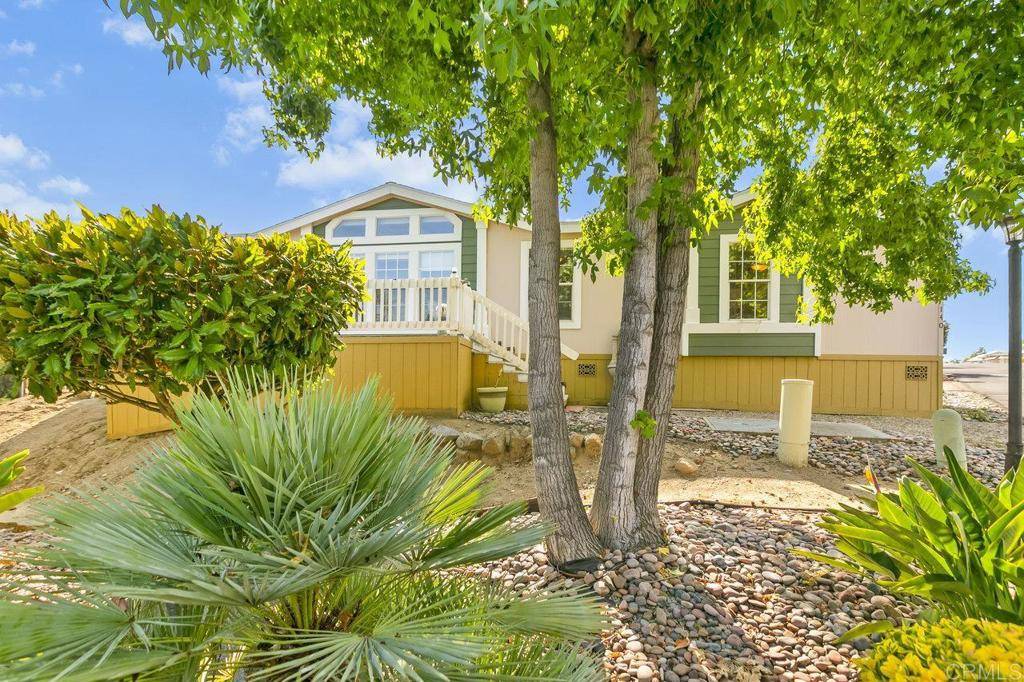 Alpine, CA 91901,2400 Alpine BLVD #SPC 140