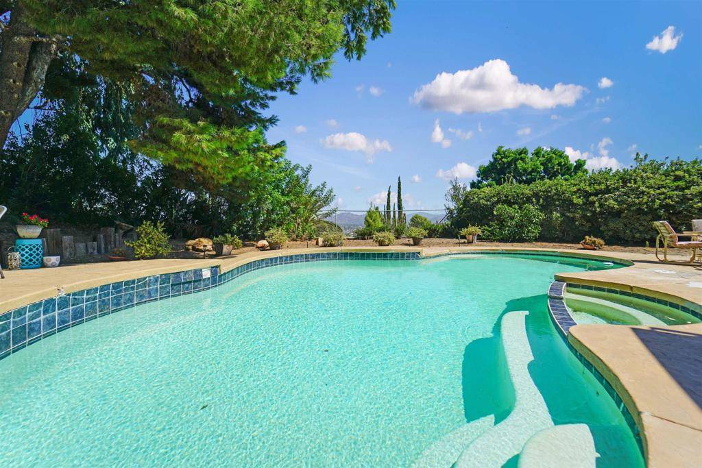 El Cajon, CA 92020,566 Goulburn CT