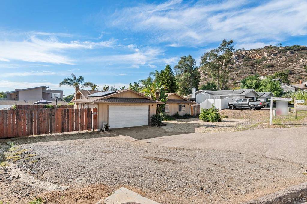 El Cajon, CA 92021,11248 Brockway ST