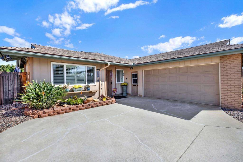 289 Bearing LN, El Cajon, CA 92019