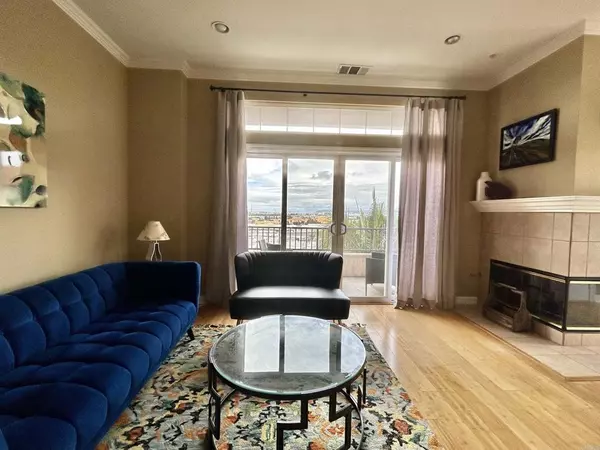 San Diego, CA 92110,2084 San Diego AVE