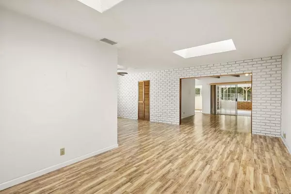 Lemon Grove, CA 91945,6943 Mount Vernon ST