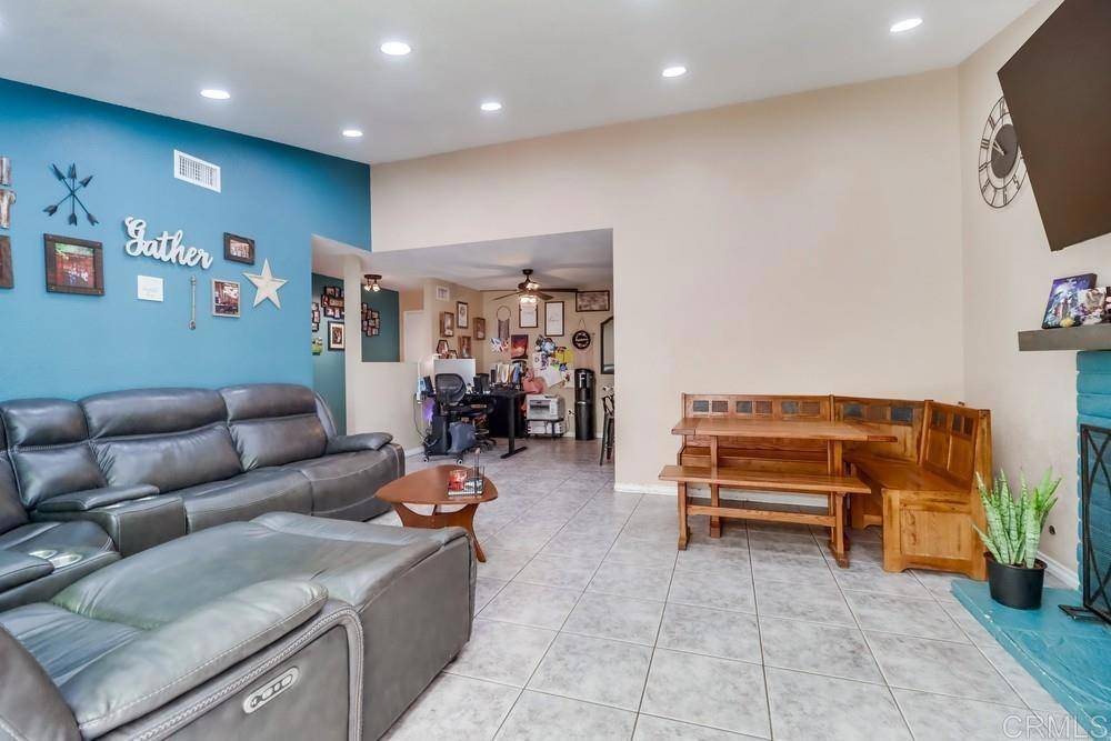 Lakeside, CA 92040,12703 Casa Vista Rd