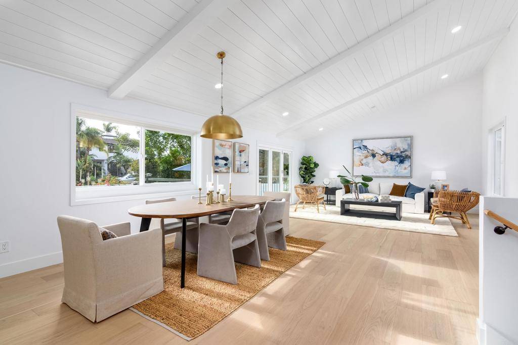 2526 Unicornio St, Carlsbad, CA 92009
