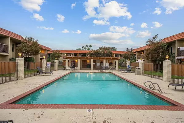 El Cajon, CA 92020,589 N Johnson AVE #110