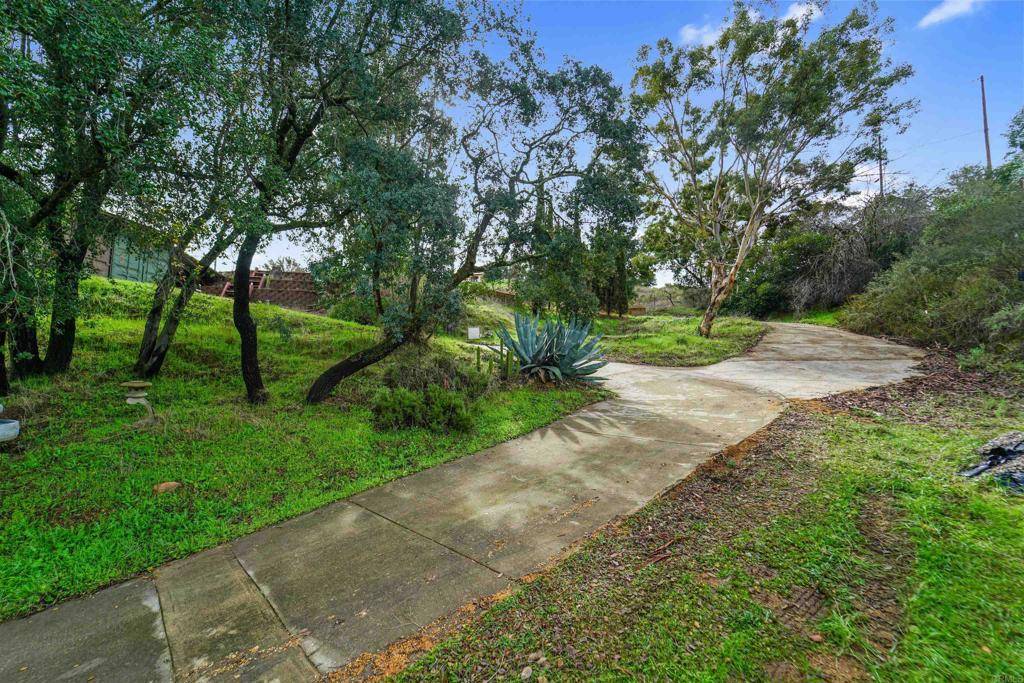 Jamul, CA 91935,2449 White Wing DR