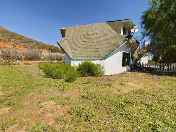 Jamul, CA 91935,20596 Manzanita Way
