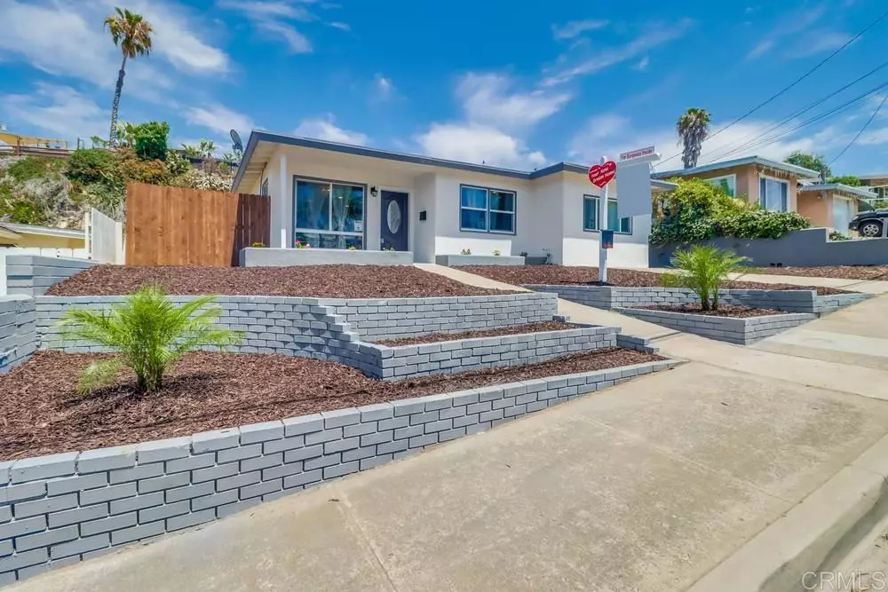 San Diego, CA 92115,3863 Gayle ST