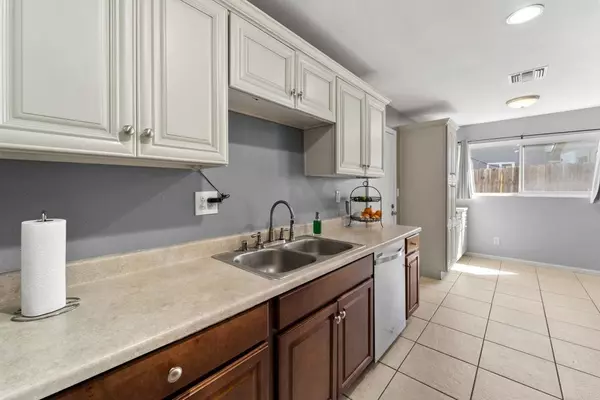 Lemon Grove, CA 91945,8325 Robbie Way