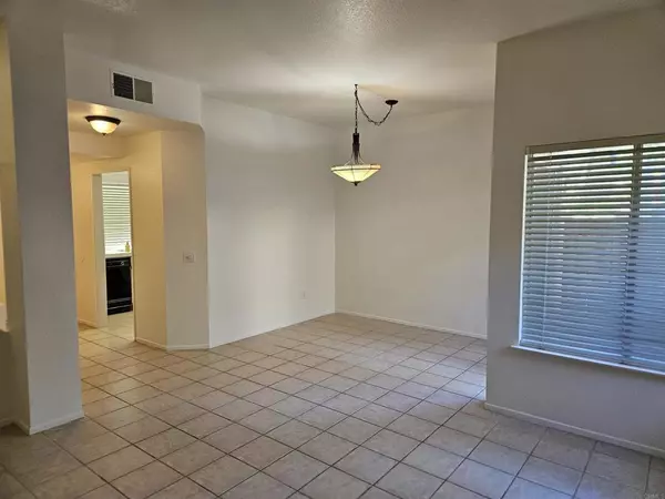 El Cajon, CA 92019,12046 Calle De Montana #278