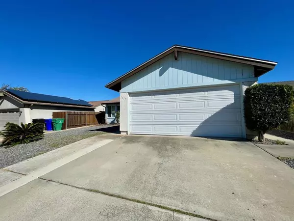 San Diego, CA 92119,7913 Whelan DR