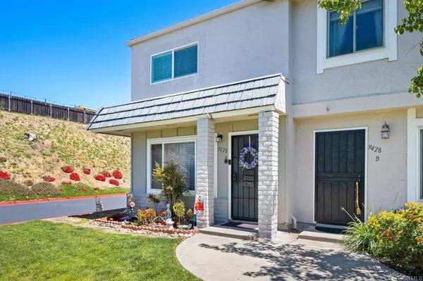 9428 Carlton Oaks DR #A,  Santee,  CA 92071