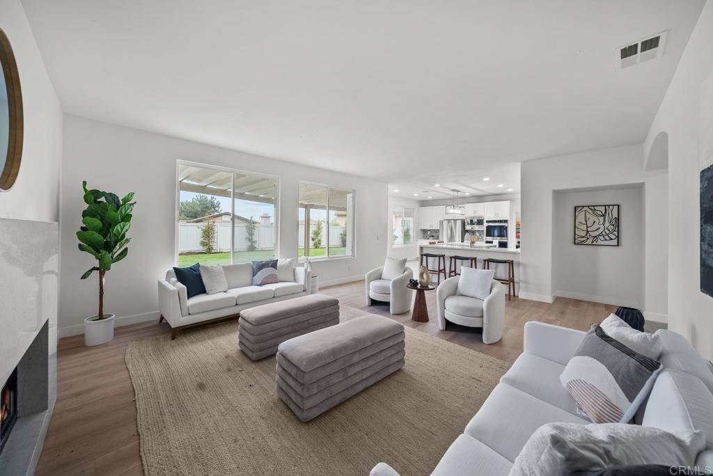 894 Padera Ct, Chula Vista, CA 91910