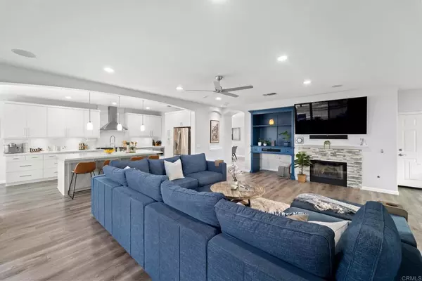 Chula Vista, CA 91914,352 Corte Goleta