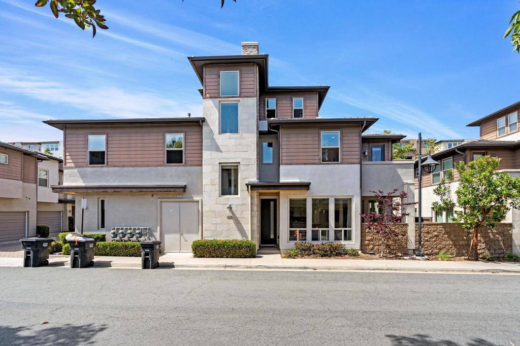 2575 Aperture CIR, San Diego, CA 92108