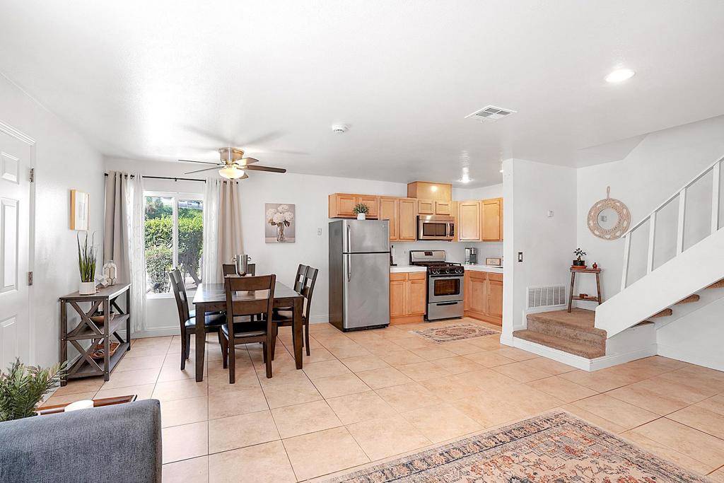2704 Alta View DR, San Diego, CA 92139