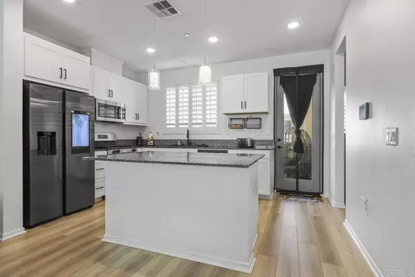 San Diego, CA 92154,5495 Seacliff place #118