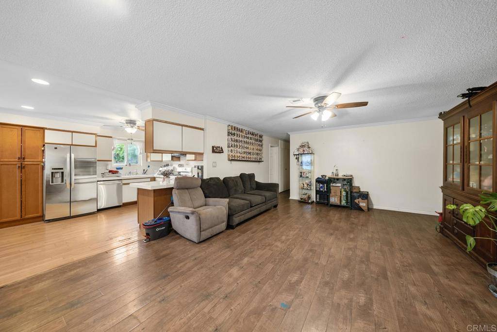 1308 Rowena AVE, San Marcos, CA 92069
