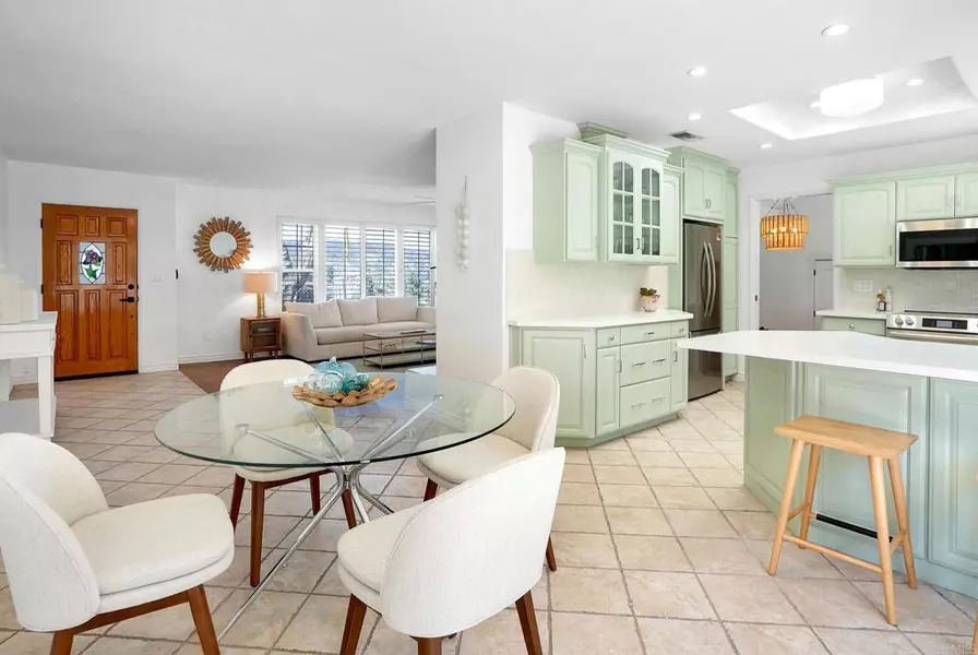 12059 Los Amigos WAY, Lakeside, CA 92040