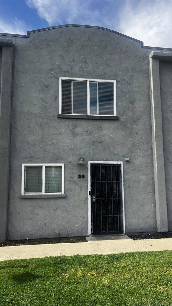 El Cajon, CA 92020,851 S Mollison AVE #29