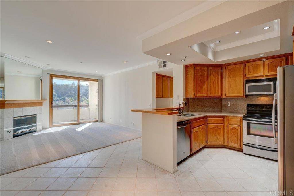 San Diego, CA 92110,5875 Friars RD #4406