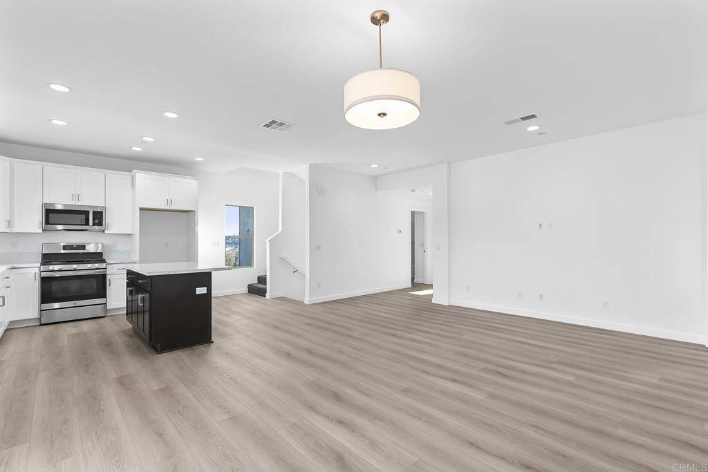 Lemon Grove, CA 91945,8540 Vista Azul Pl