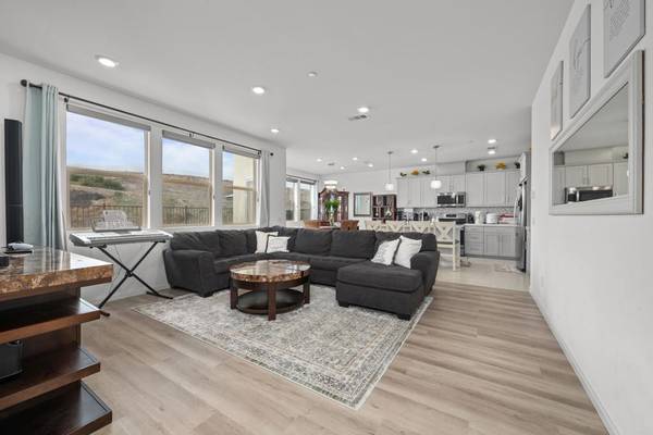 Chula Vista, CA 91913,2082 Trevi Cir