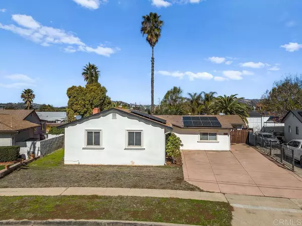 Escondido, CA 92025,1126 E Rustic RD