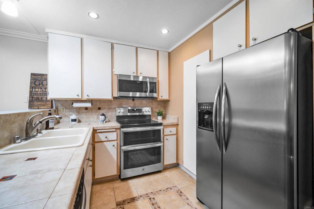 San Diego, CA 92108,6780 Friars RD #370