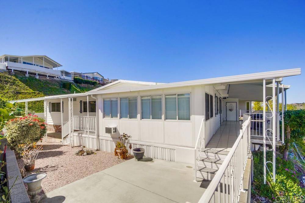 Lakeside, CA 92040,9500 Harritt Rd. #201