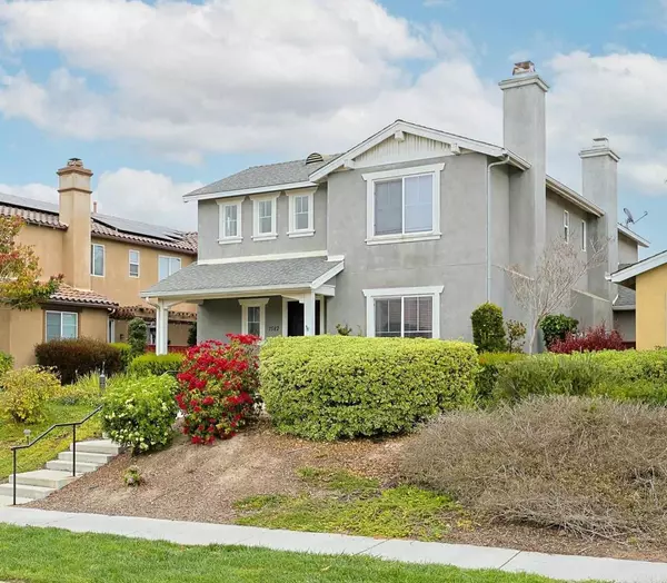 Chula Vista, CA 91915,1582 Moonbeam LN