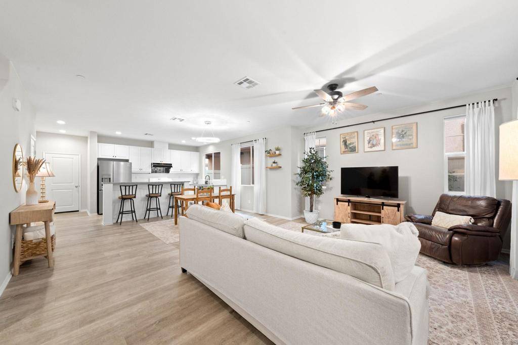 1717 Signature PL #3, Chula Vista, CA 91913