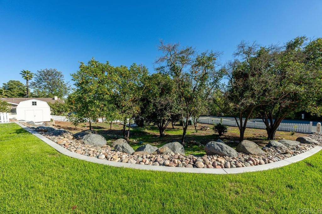 El Cajon, CA 92020,11328 Rolling Hills DR